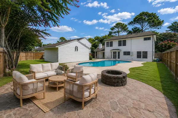 16011 Pinyon Creek Drive, Houston, TX 77095