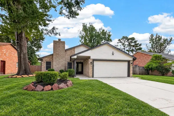 20202 Foxwood Forest Boulevard, Humble, TX 77338