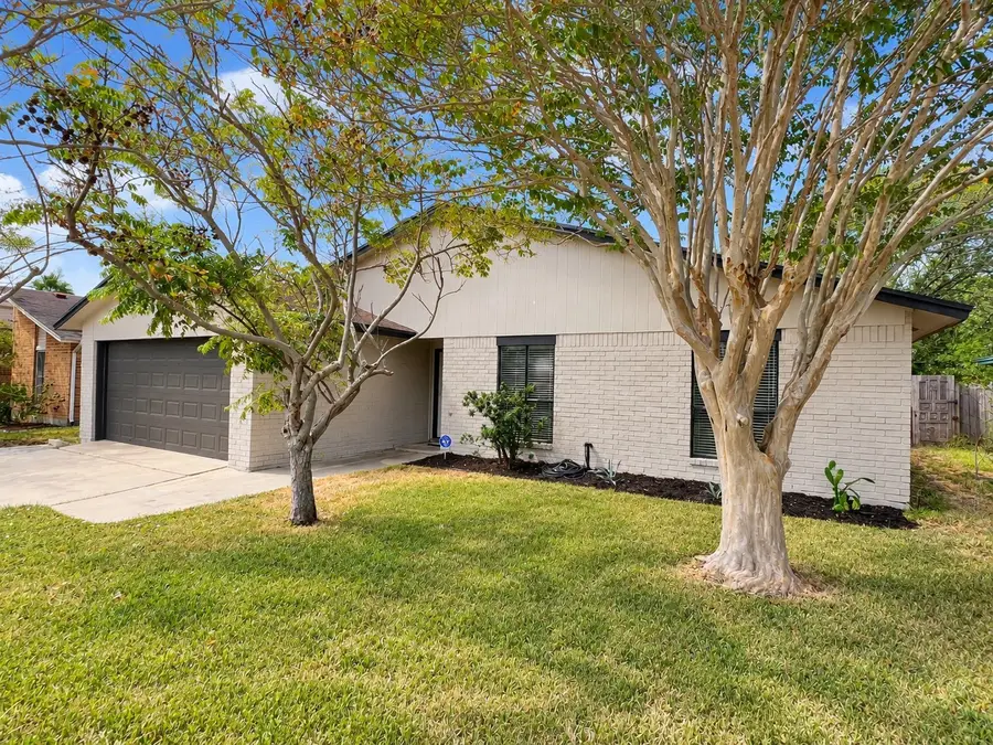 966 Bramling Circle, Corpus Christi, TX 78418 - #2