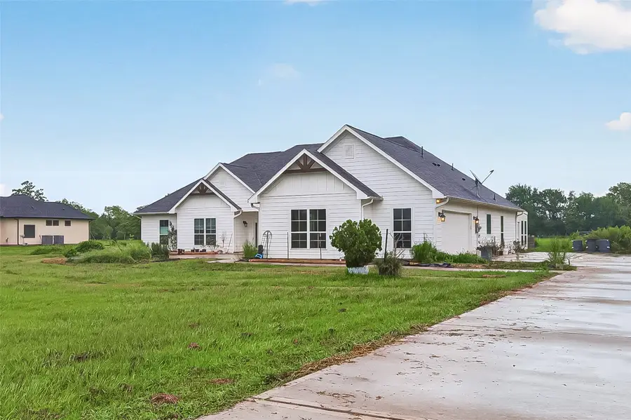 22519 Chenango Lake Drive, Angleton, TX 77515 - #3