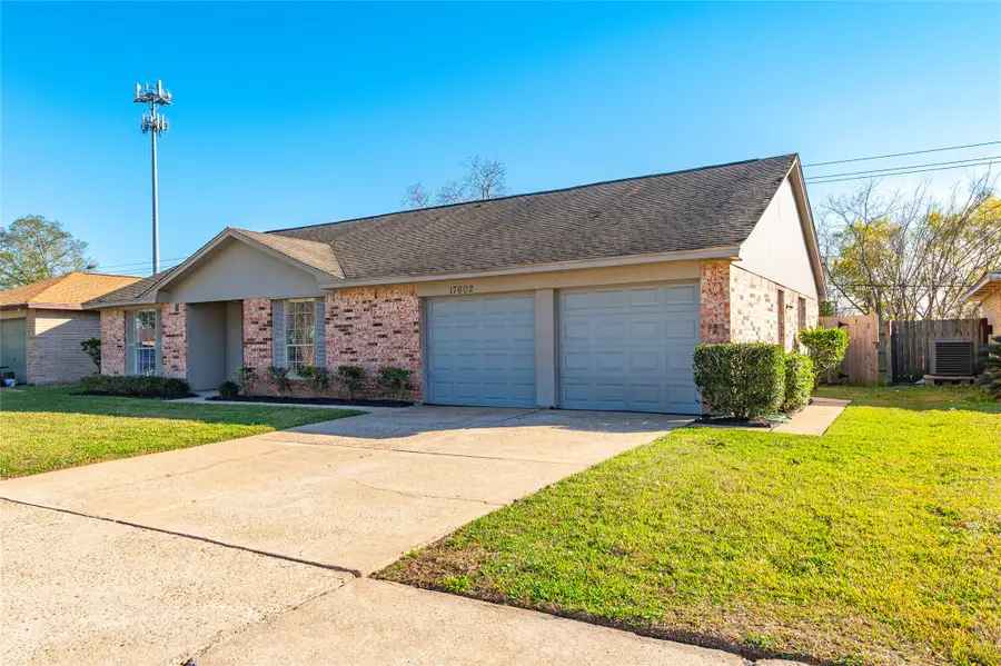 17602 Heritage Bay Drive, Webster, TX 77598 - Image #3
