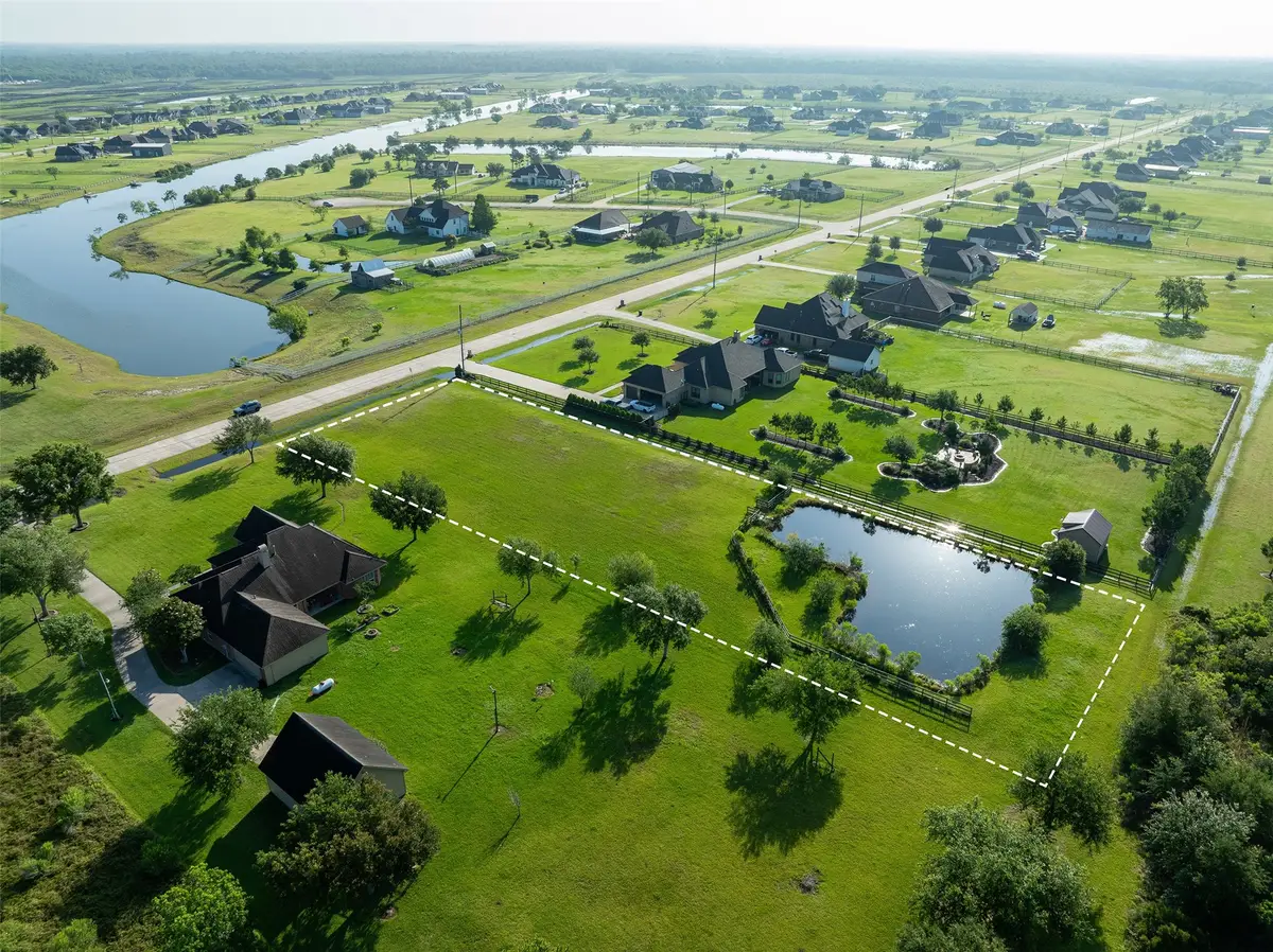 7706 Pebble Hill Lane, Rosharon, TX 77583 - #1