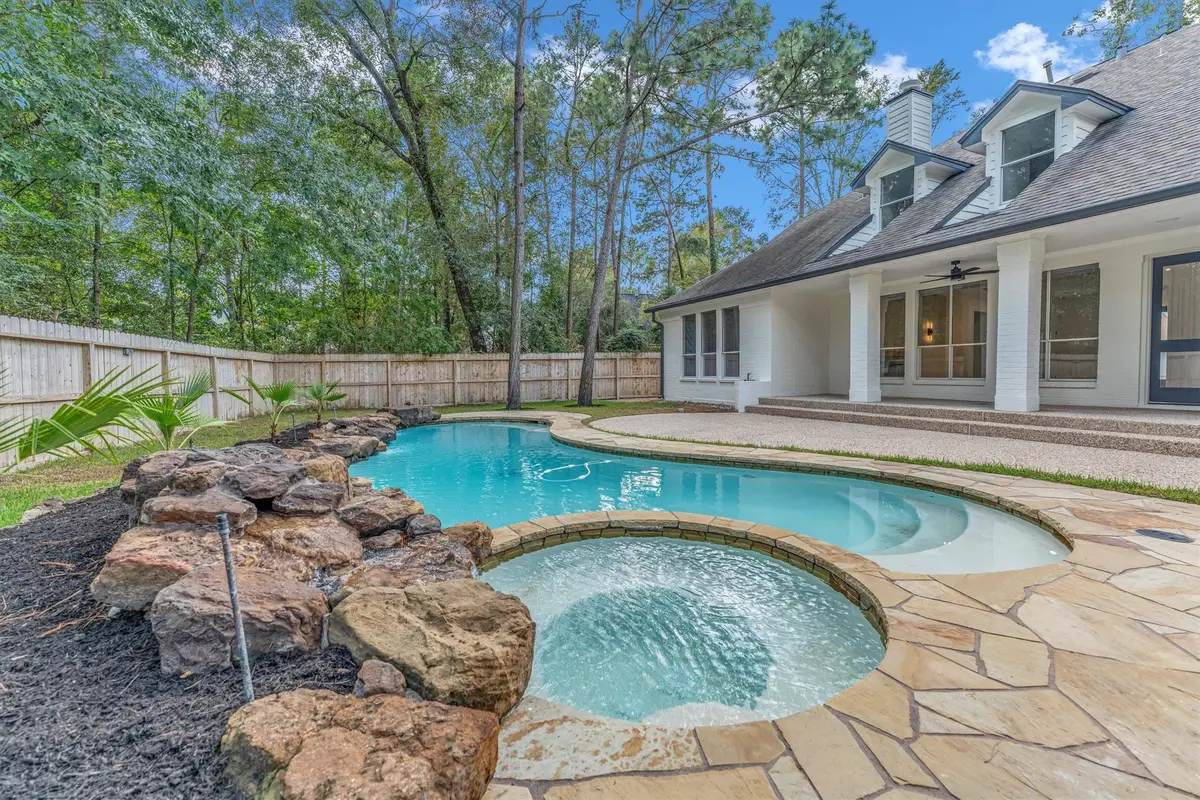 30 E Wedgemere Circle, The Woodlands, TX 77381 - #1