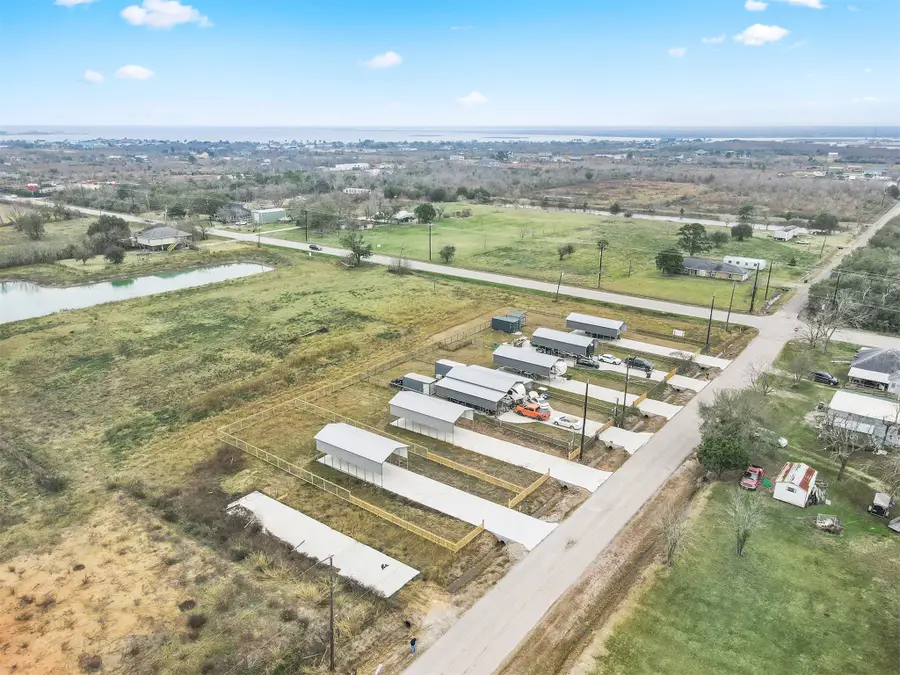 913 26th Street, Dickinson, TX 77539 - #2