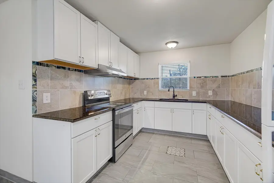 10182 Highway 146 N, Liberty, TX 77575 - #3