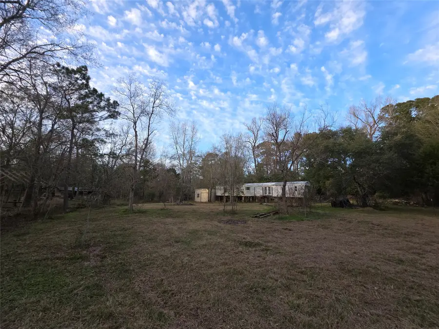 1302 N Lake Dr, Splendora, TX 77372 - #2