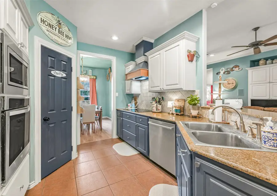 2401 Newark Circle, College Station, TX 77845 - #3
