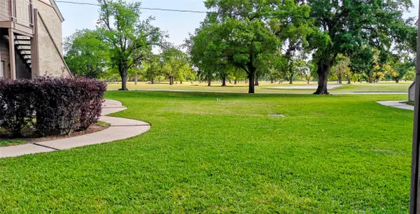 8413 Sands Point Dr Drive, Houston, TX 77036