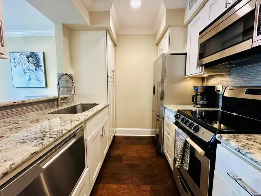 3402 Garrott Street #16, Houston, TX 77006 - #2
