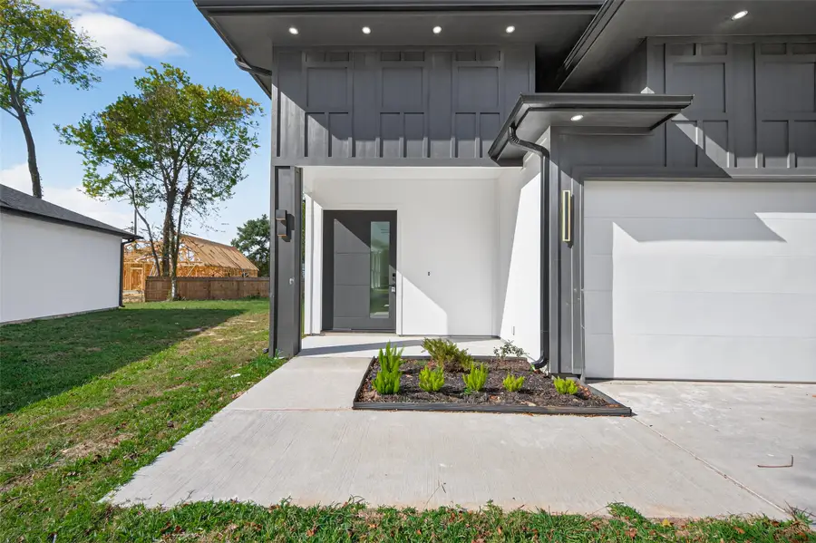 1904 Bell Street, Dayton, TX 77535 - Image #2