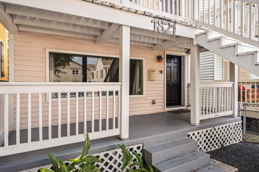 1821 Avenue M 1/2, Galveston, TX 77550 - #3