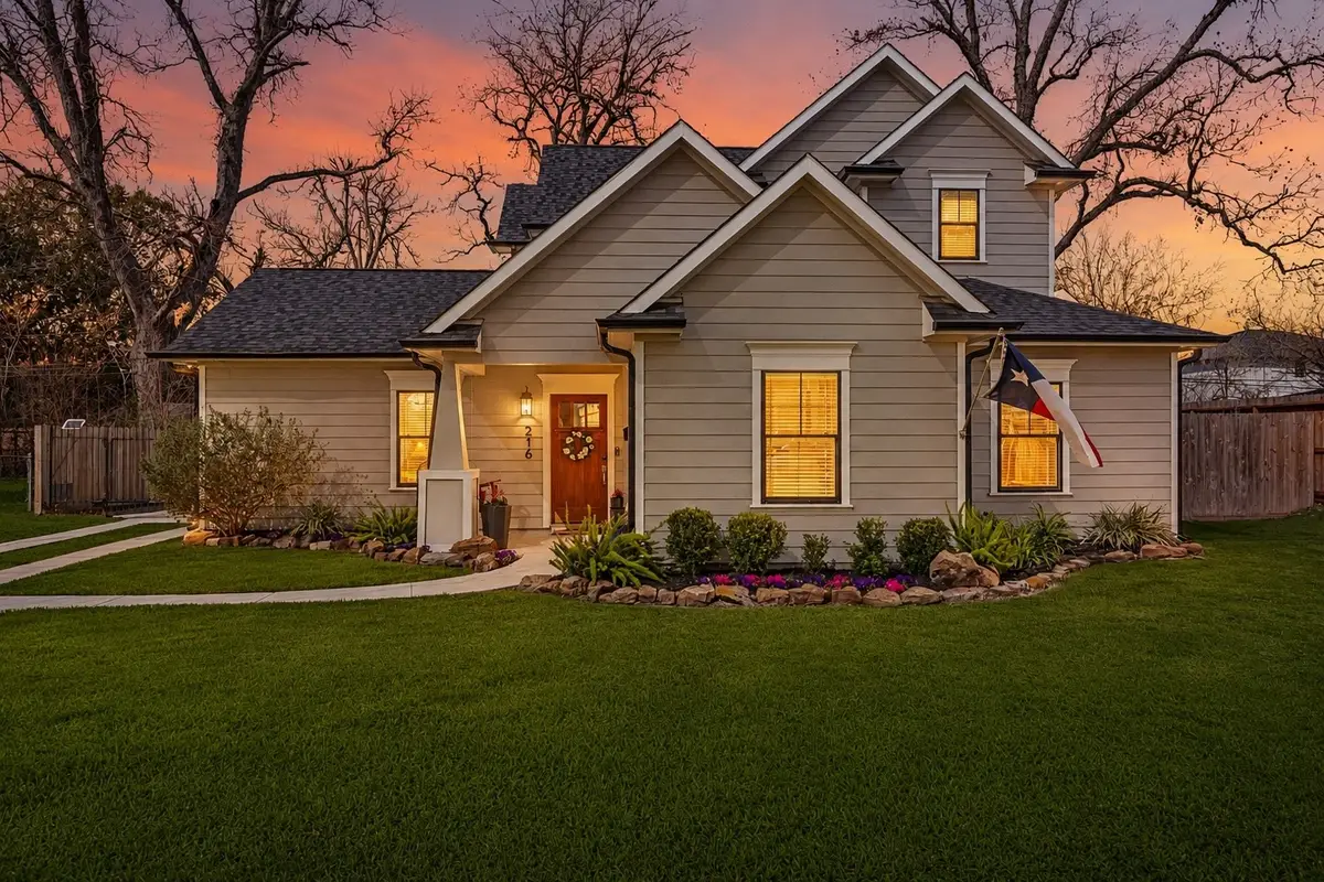 216 W 30th Street, Houston, TX 77018 - #1