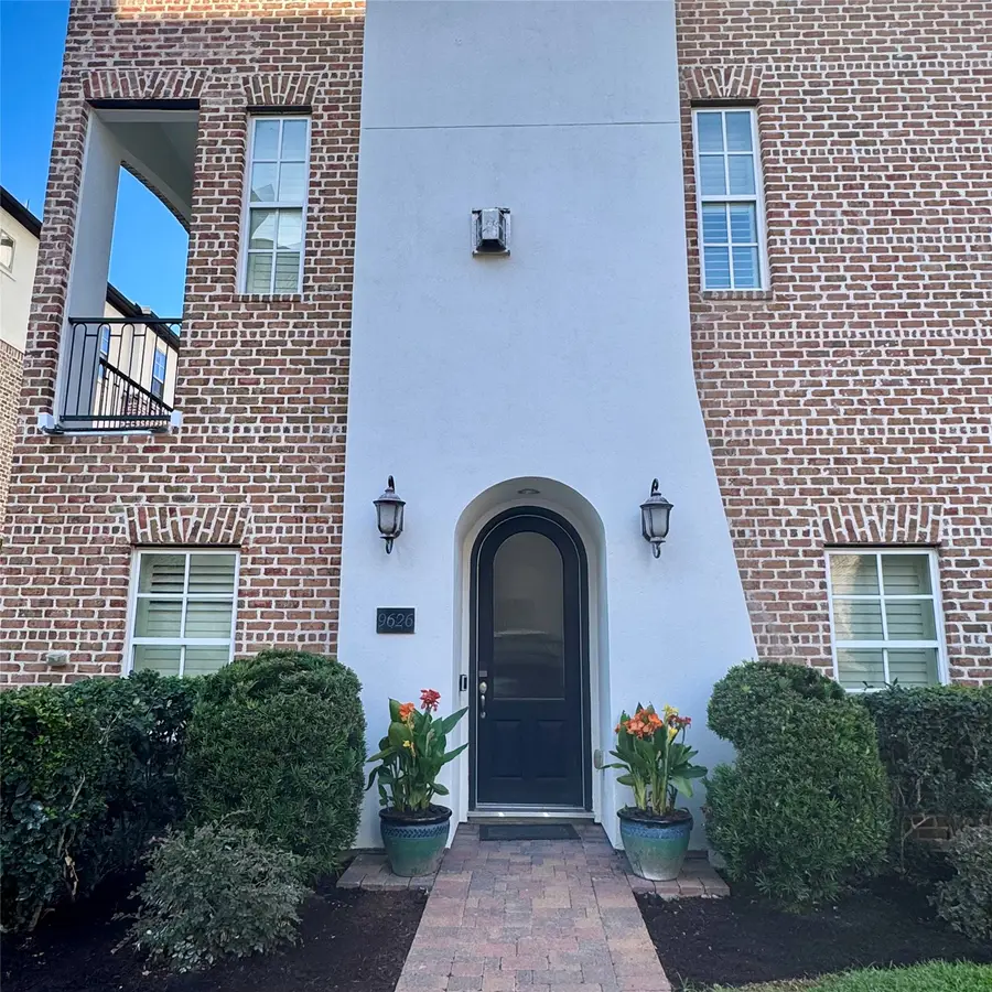 9626 Fannin Station W, Houston, TX 77045 - #3