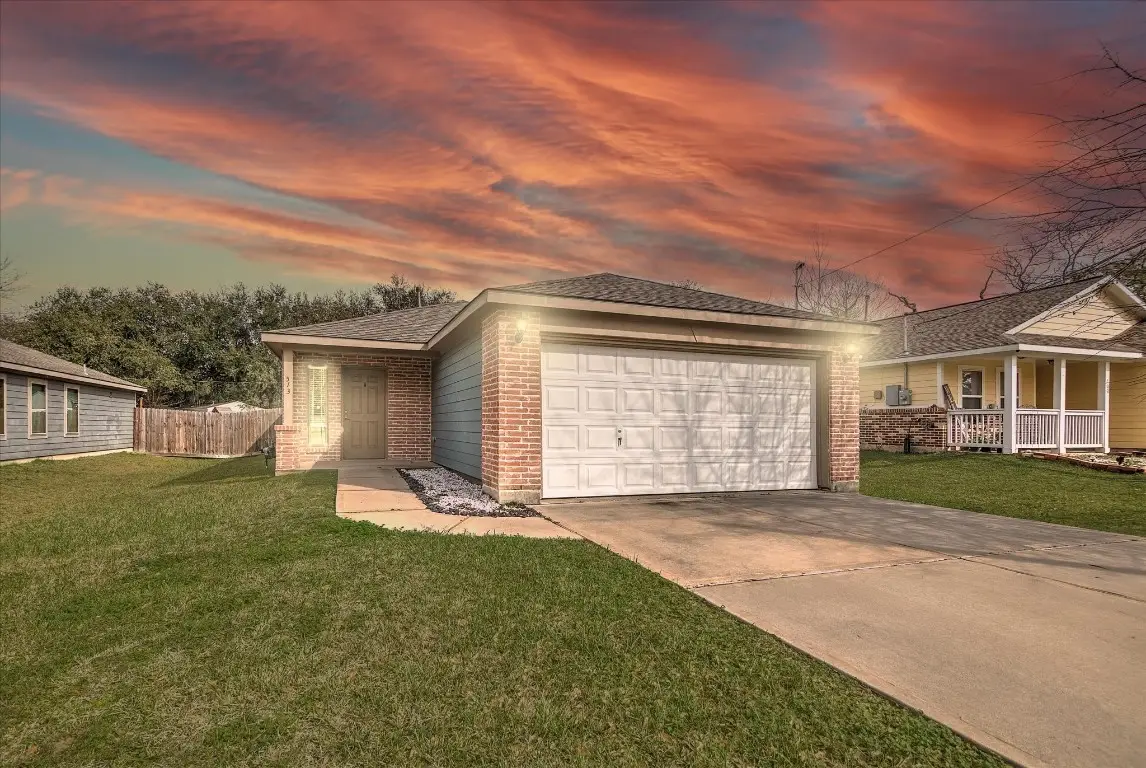 513 Hospital Street, Tomball, TX 77375 - #1