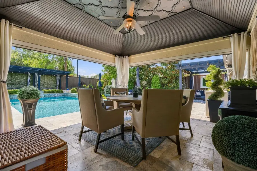 11131 Holly Springs Drive, Houston, TX 77042 - #2