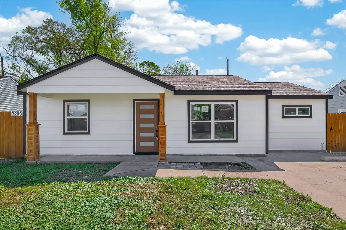 3209 Mccrarey Drive, Houston, TX 77088 - #1