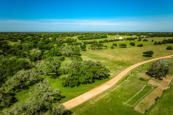 330 N Nassau Road, Round Top, TX 78954