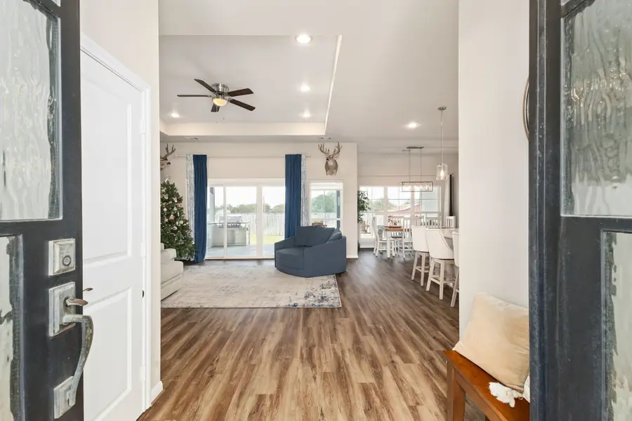 111 Fosters Branch Drive, Schulenburg, TX 78956 - Image #3