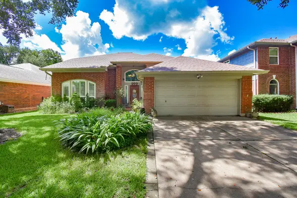 222 High Meadows Drive, Sugar Land, TX 77479