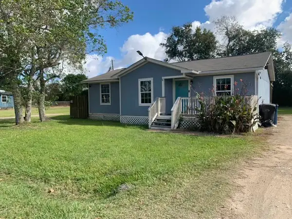 710 Ghinaudo Road, Brazoria, TX 77422