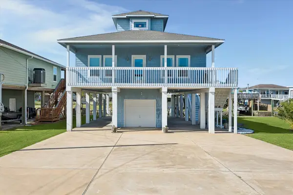 126 Driftwood Road, Freeport, TX 77541
