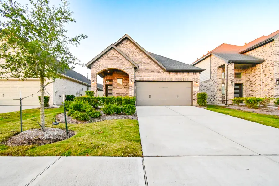 10533 Wild Chives, Conroe, TX 77385 - Image #2