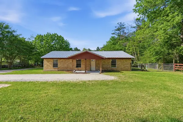2377 Us Highway 190, Huntsville, TX 77340