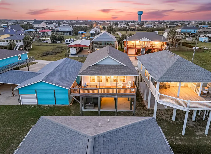 1840 Pompano Lane, Crystal Beach, TX 77650 - Image #2