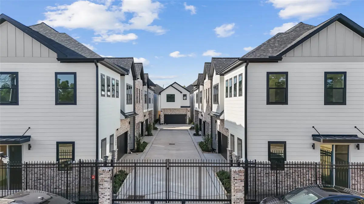 2588 W Tidwell Road, Houston, TX 77091 - Image #1