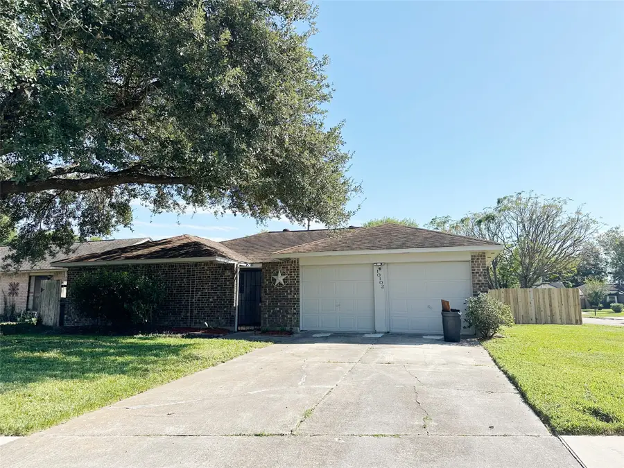 10102 Park Lane, La Porte, TX 77571 - #2