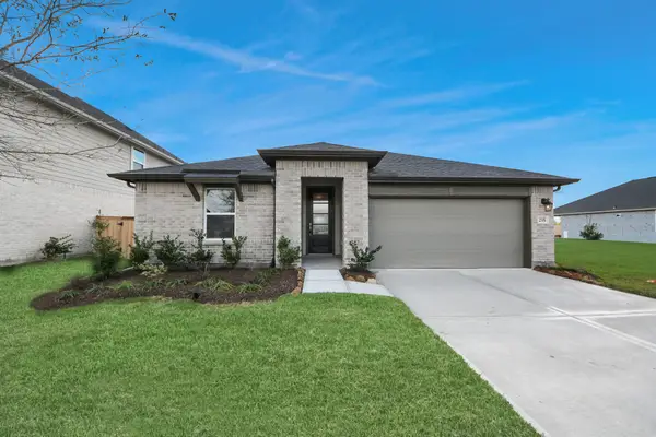 235 Orchard Laurel Drive, Alvin, TX 77511