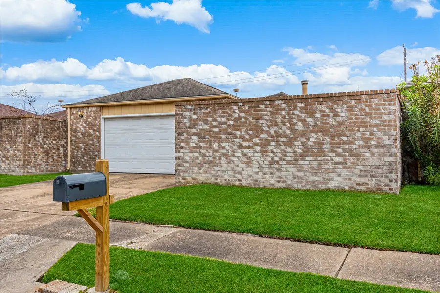 9206 Homeland Drive, Houston, TX 77083 - #3