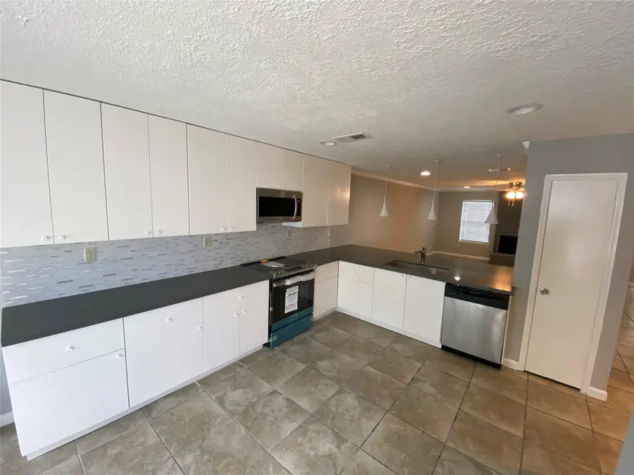10946 Bexley Drive #946, Houston, TX 77099 - #3