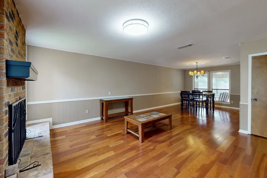 3024 Westwood Main Drive, Bryan, TX 77807 - Image #3