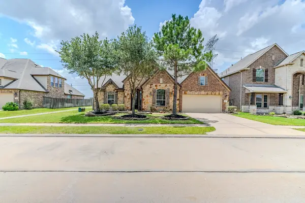 9319 Taylor Cliff Lane, Cypress, TX 77433