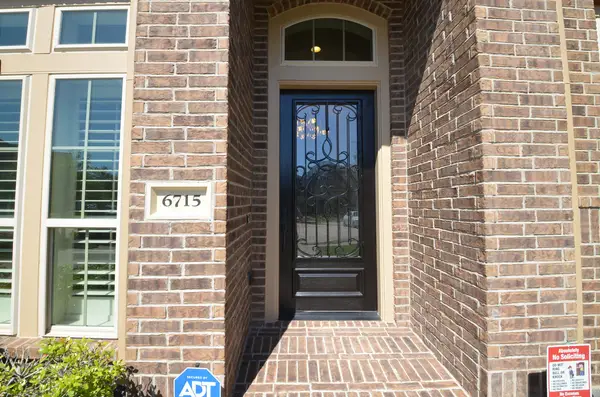 6715 Marbrook Saddle Court, Sugar Land, TX 77479