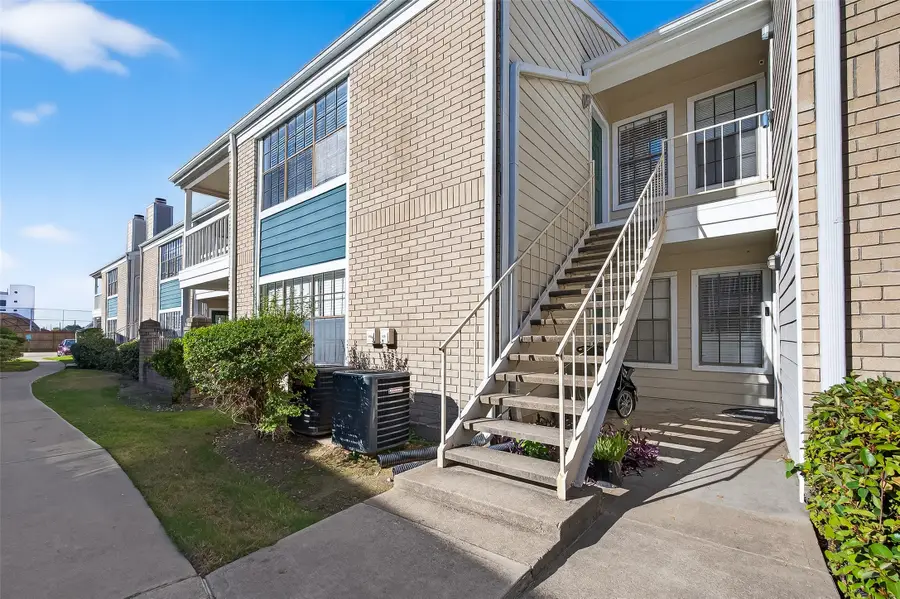 12660 Ashford Point Drive #606, Houston, TX 77082 - Image #2