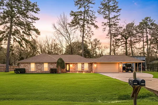 2210 Lucretia Street, Pinehurst, TX 77362