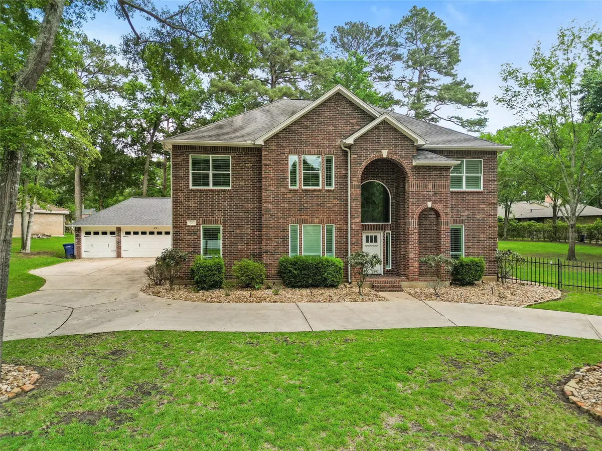 300 Broadmoor Drive, Huntsville, TX 77340 - Image #1