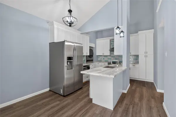 2277 S Kirkwood Road #910, Houston, TX 77077