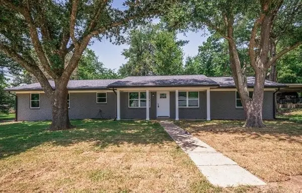 405 Pecan, White Oak, TX 75693