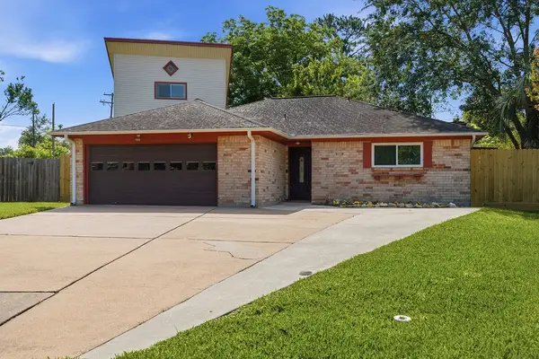519 Orleans Street, League City, TX 77573