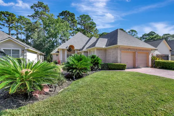 246 Creekwood E, Montgomery, TX 77356