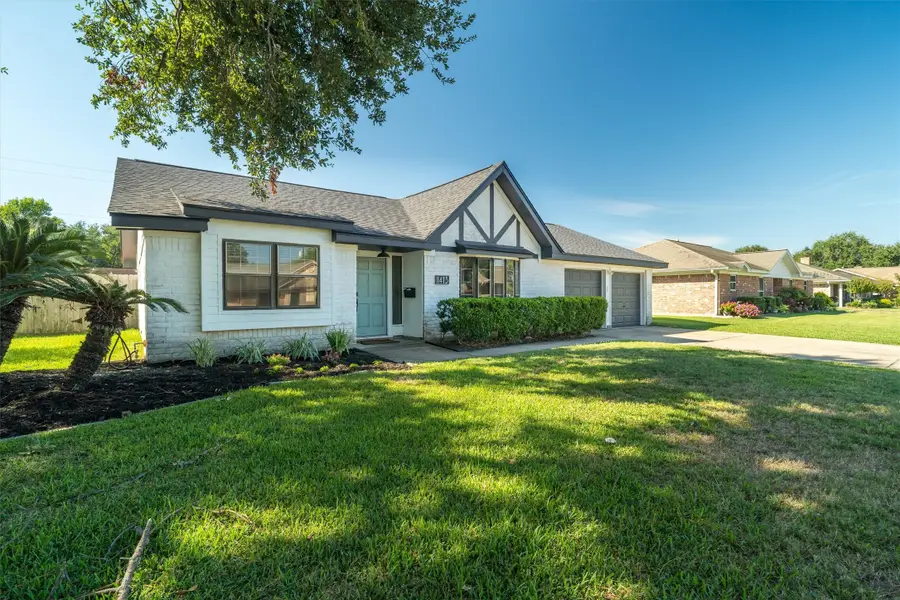 1413 21st Avenue N, Texas City, TX 77590 - Image #2