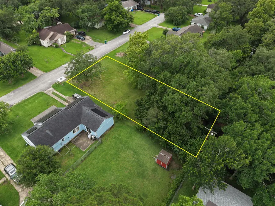 2320 Meadow Lane, La Marque, TX 77568 - #3