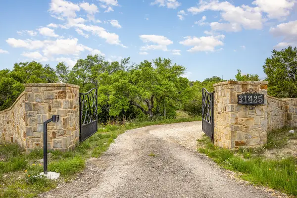 31291 Ranch Road 12, Dripping Springs, TX 78620