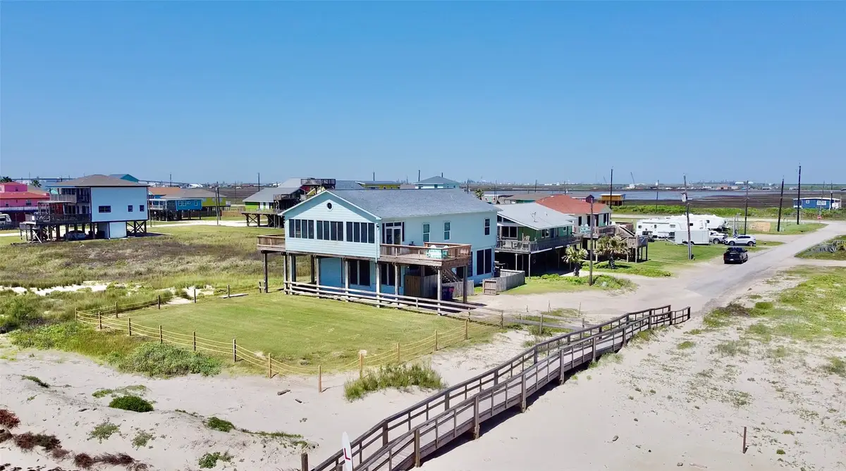 101 Saltgrass Avenue, Surfside Beach, TX 77541 - Image #1