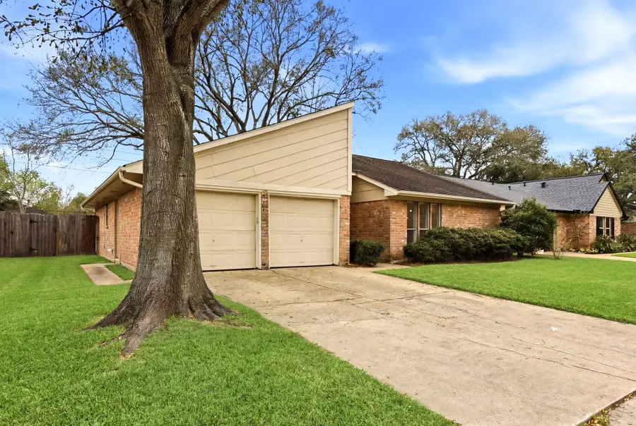 834 Red Rock Canyon Drive, Katy, TX 77450 - #3