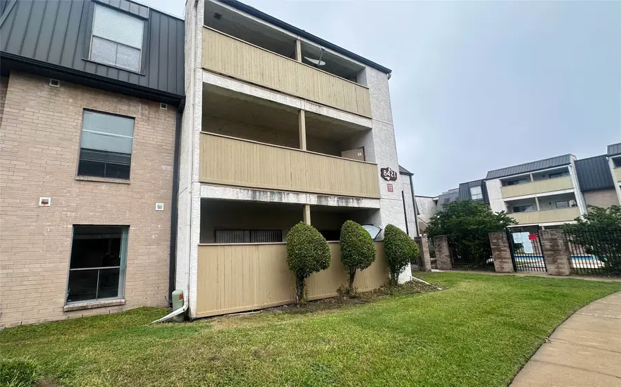 8421 Hearth Drive #1, Houston, TX 77054 - #2