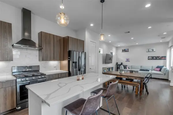 413 N Nagle Street #B, Houston, TX 77003